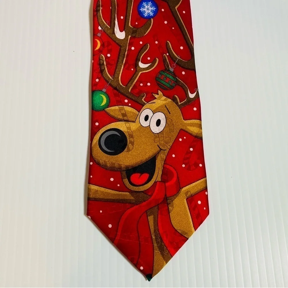 Vintage Hallmark Reindeer Men's Novelty Necktie Holidays Christmas 100% Silk